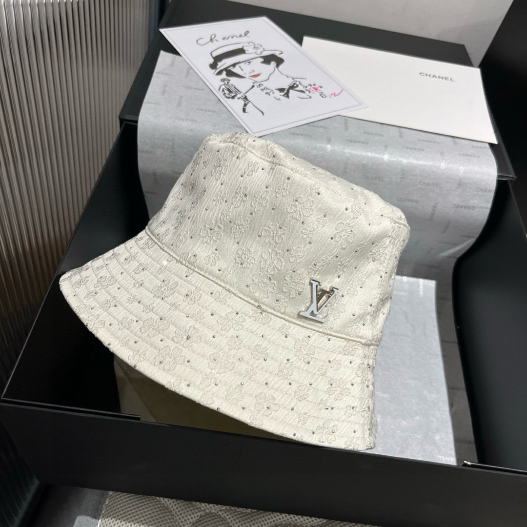 루이비통 벙거지캡